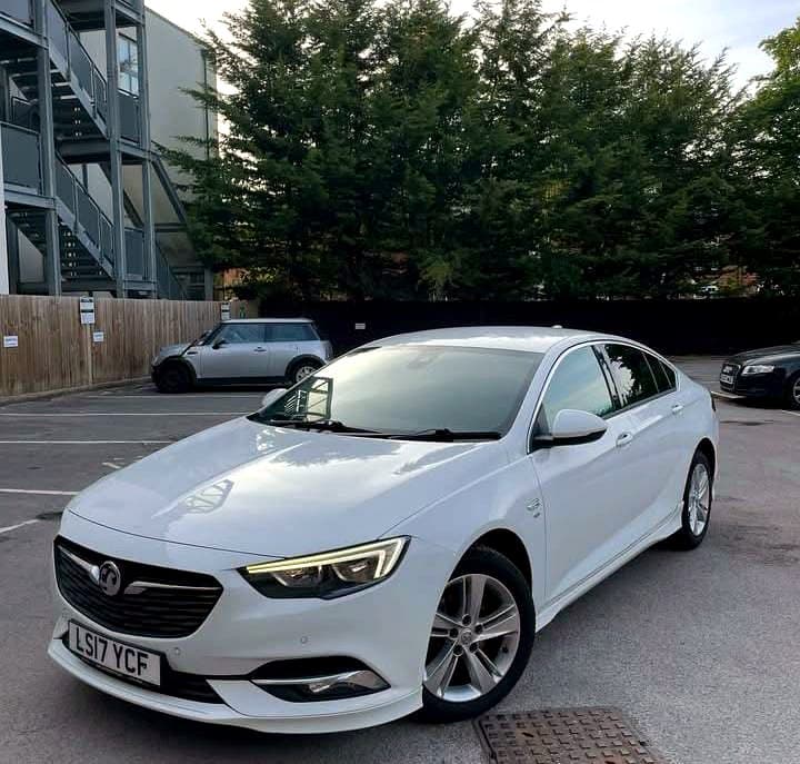 2017 Vauxhall Insignia Grand Sport SRI Nav EcoTec